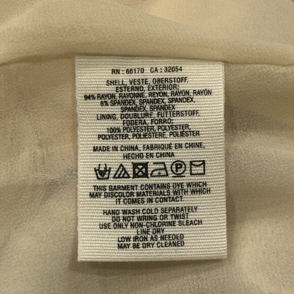 Anthropologie Women’s Gold Fish Scale Joggers in Size LP - Picture 7 of 8